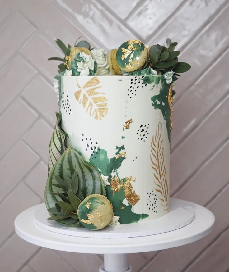 Safari theme cake